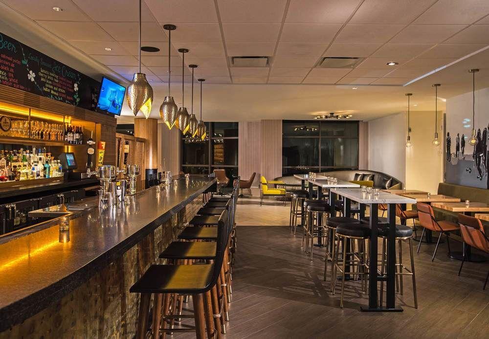 Renaissance Raleigh North Hills Hotel Esterno foto