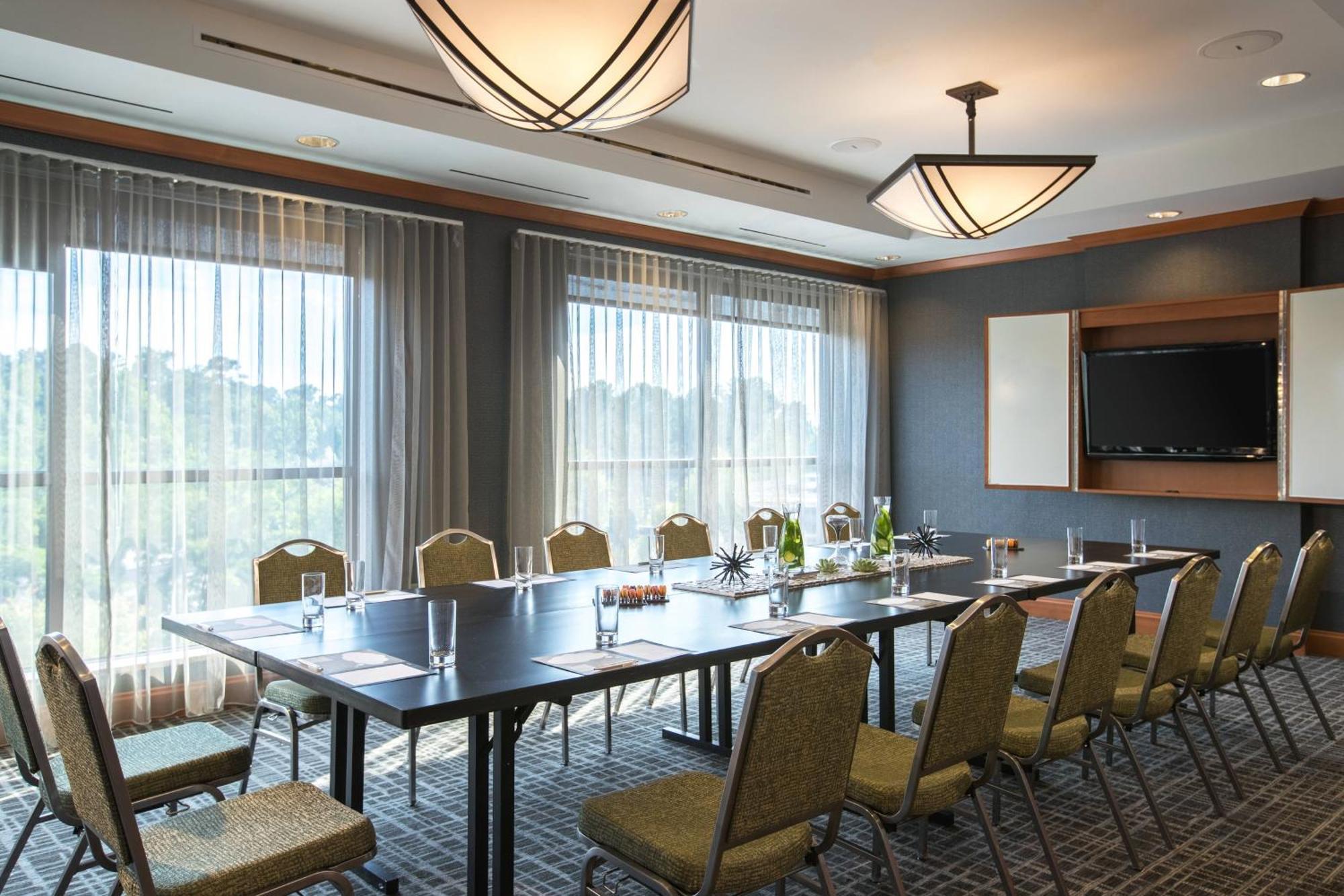 Renaissance Raleigh North Hills Hotel Esterno foto