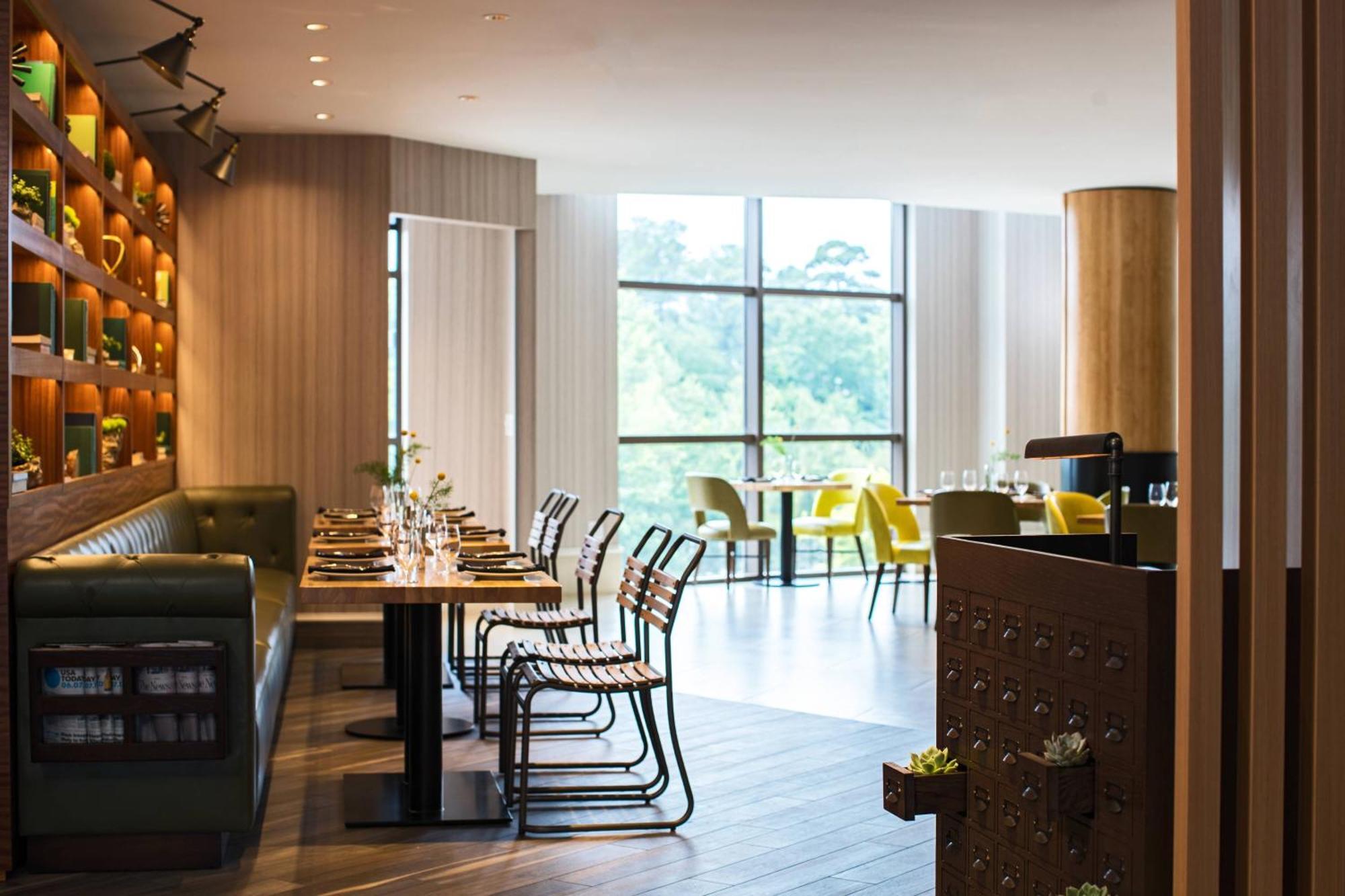 Renaissance Raleigh North Hills Hotel Esterno foto