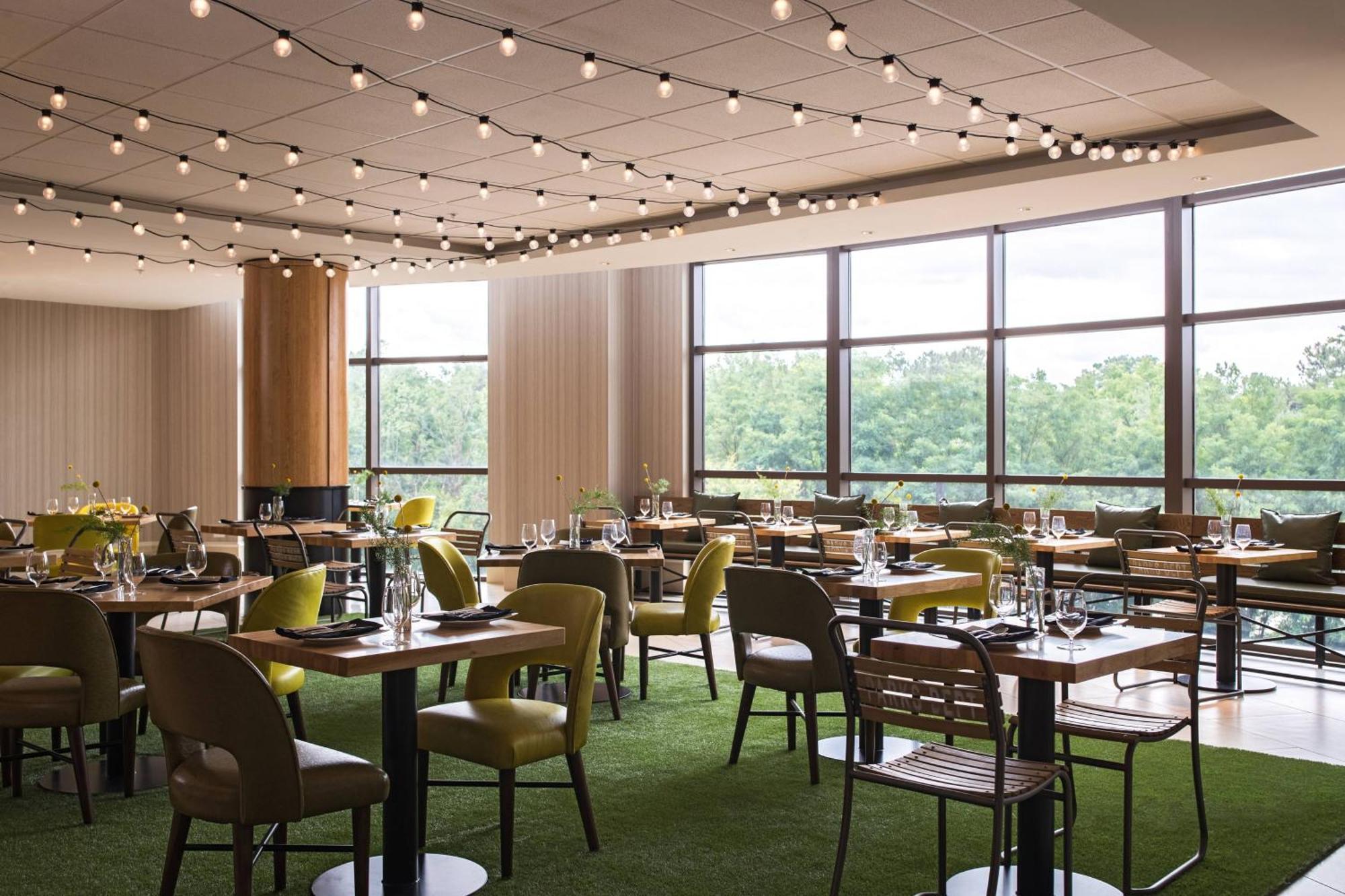 Renaissance Raleigh North Hills Hotel Esterno foto