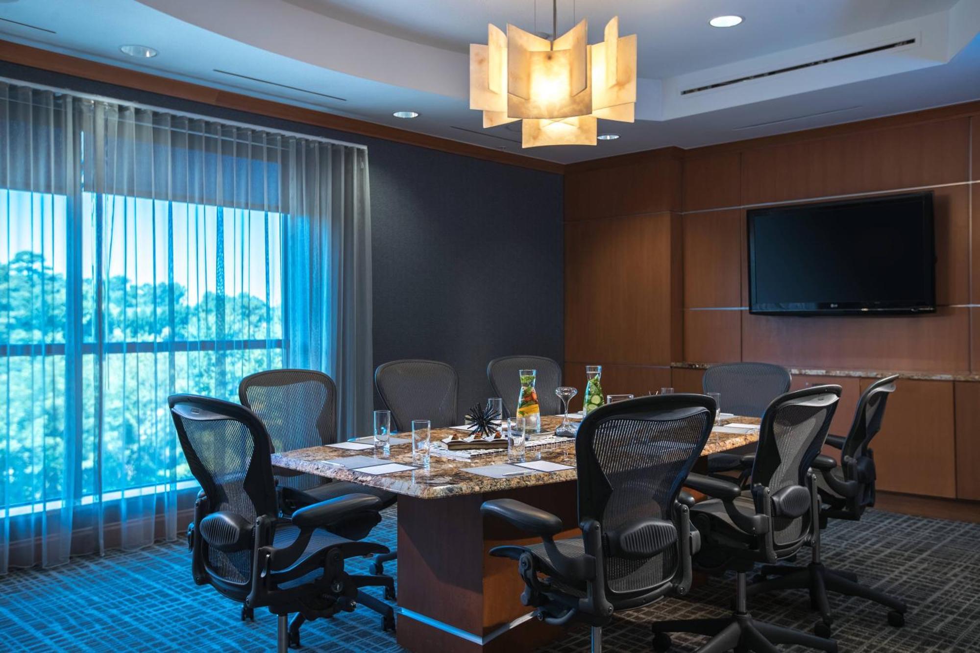 Renaissance Raleigh North Hills Hotel Esterno foto