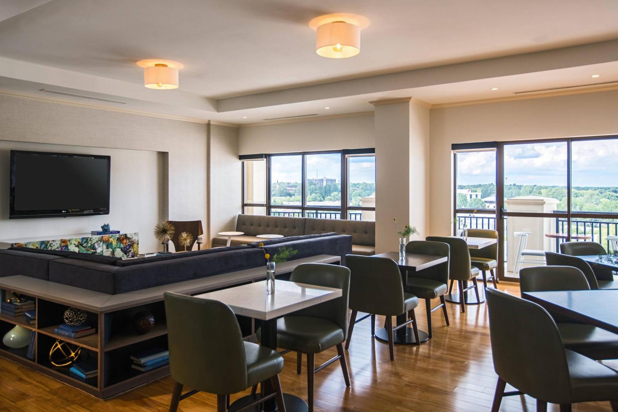Renaissance Raleigh North Hills Hotel Esterno foto