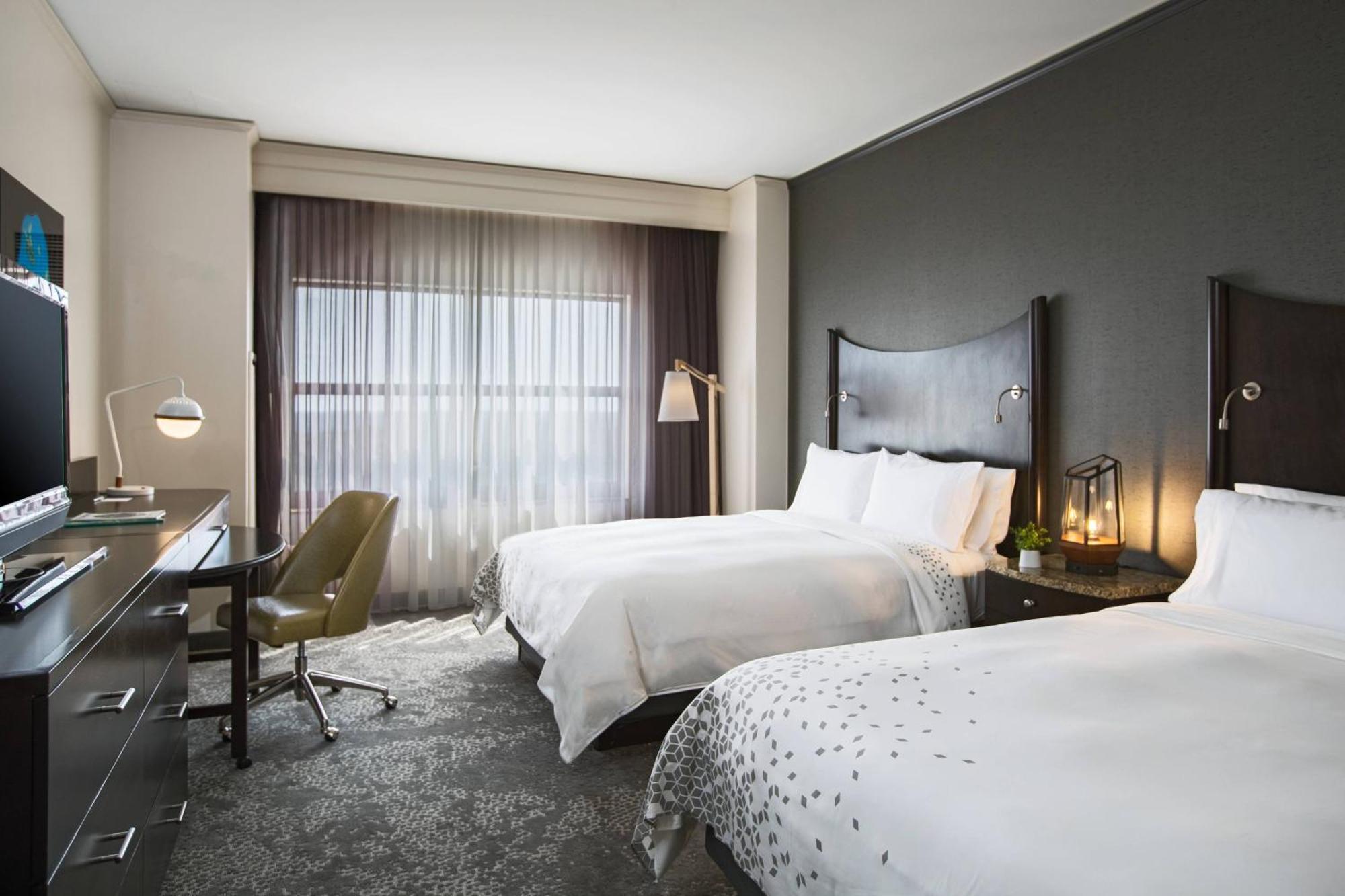 Renaissance Raleigh North Hills Hotel Esterno foto